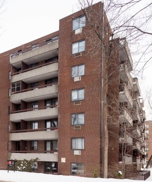 Westmount Estates in Montréal, QC - Building Photo