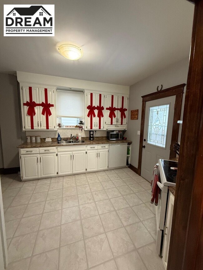 473 Wellington St in Sarnia, ON - Building Photo - Building Photo