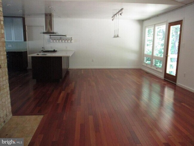 3808 Maryland St in Alexandria, VA - Building Photo - Building Photo