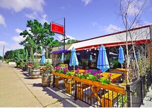 6122 Penn Ave S in Minneapolis, MN - Foto de edificio - Building Photo