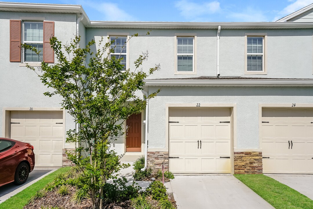 22 Calle Grande St in Ormond Beach, FL - Building Photo
