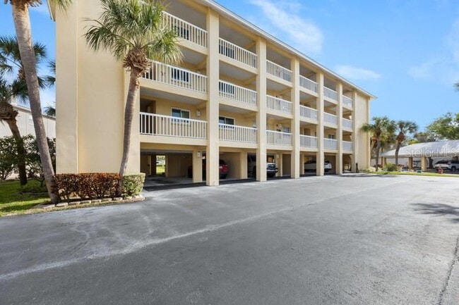 1125 Pinellas Bayway S in Tierra Verde, FL - Building Photo - Building Photo