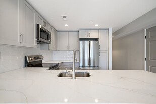 5 N Walnut St in West Chester, PA - Building Photo