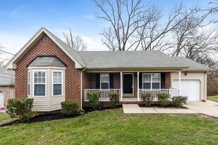 916 Pebble Beach Cir in Mount Juliet, TN - Building Photo