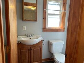 239 N Main St in Norwich, CT - Building Photo - Building Photo