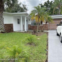 2965 Hobbs Pl in Titusville, FL - Building Photo