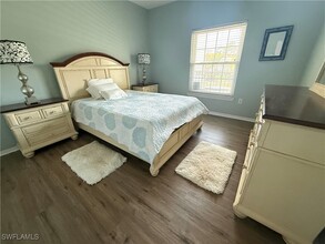 23640 Walden Center Dr in Bonita Springs, FL - Building Photo - Building Photo
