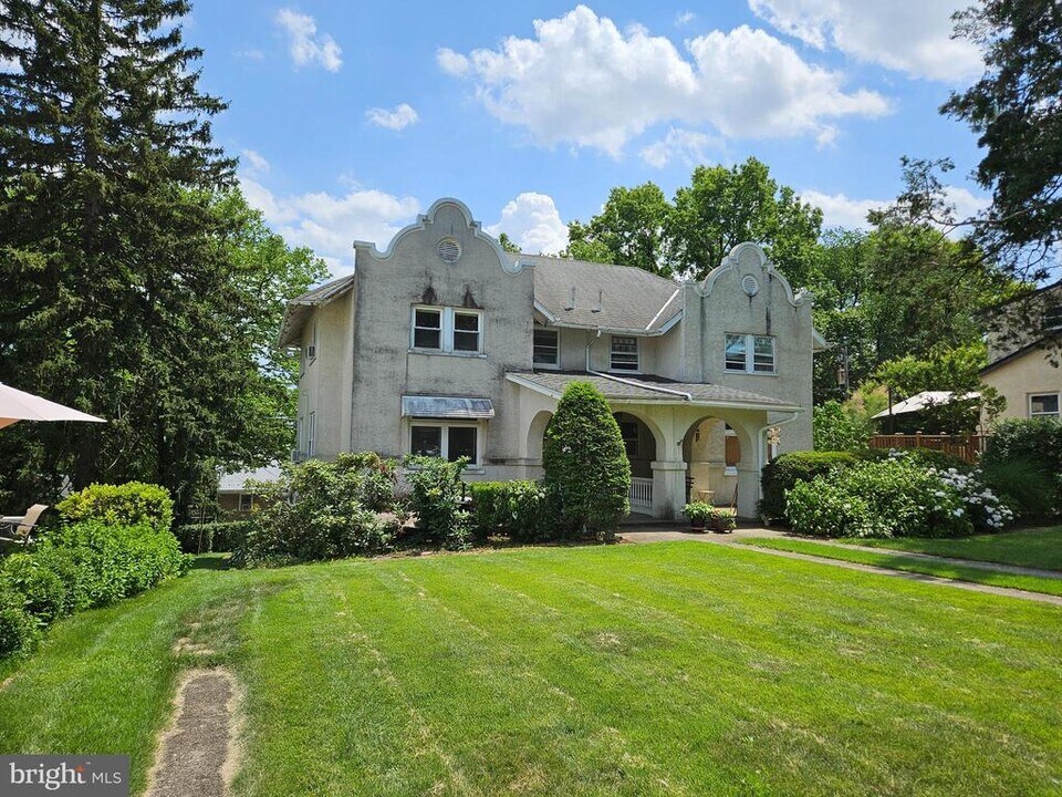 507 N 25th St in Reading, PA - Building Photo