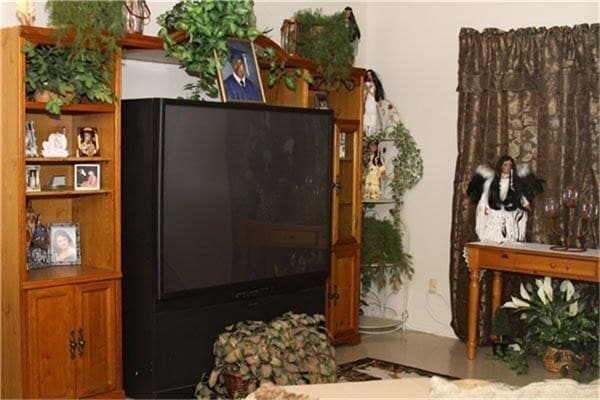 919 Sutton Dr in San Antonio, TX - Building Photo - Building Photo