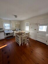 338 Maple St in Carlisle, MA - Building Photo - Building Photo