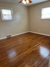 695 Afton Ave in Youngstown, OH - Foto de edificio - Building Photo