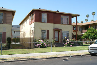 2650-2680 San Marino St in Los Angeles, CA - Building Photo - Building Photo