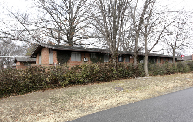 Williams Apartments in Bartlesville, OK - Building Photo - Building Photo