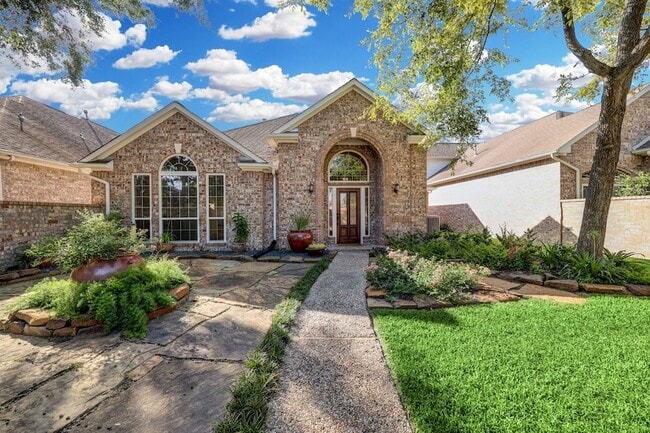 5022 Coral Gables Dr in Houston, TX - Building Photo - Building Photo