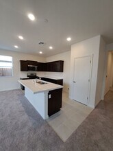 603 N Filbert Ave in Fresno, CA - Building Photo - Building Photo