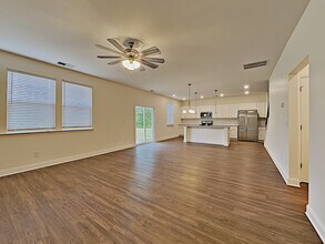 407 Levon Ct in Loganville, GA - Building Photo - Building Photo