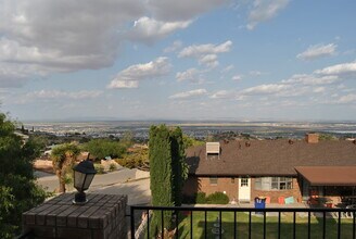 2824 Titanic Ave in El Paso, TX - Building Photo - Building Photo