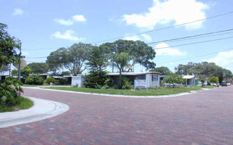 Blue Skies Mobile Home Park in Largo, FL - Building Photo