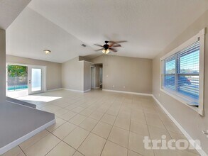 27051 Curitiba Dr in Punta Gorda, FL - Foto de edificio - Building Photo