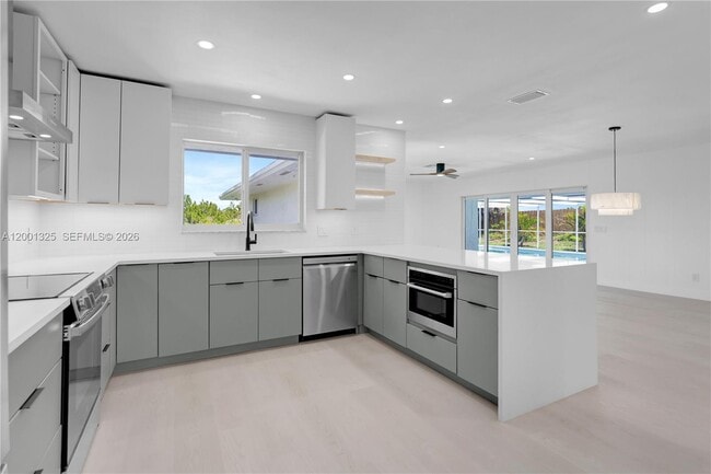 9125 SE Karin St in Hobe Sound, FL - Building Photo - Building Photo