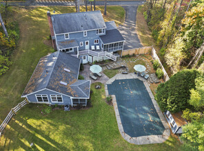 11 Westminster Rd in Lenox, MA - Building Photo - Building Photo