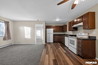 820 Stone Mountain Ct in Windsor, CO - Building Photo - Building Photo