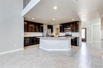 9011 Downing St in Richmond, TX - Building Photo - Building Photo