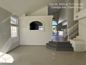2546 Claridge Ave in Henderson, NV - Building Photo - Building Photo