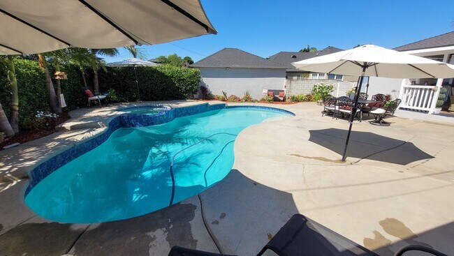 5520 Mesagrove Ave in Whittier, CA - Building Photo - Building Photo