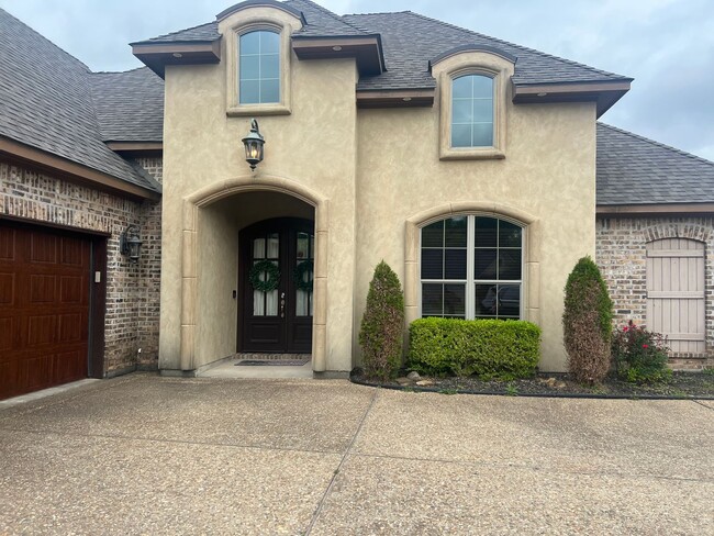 property at 120 Haymarket Ct