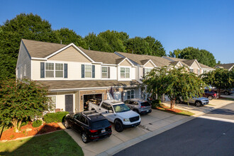 Harpers Mill Apartments in Clover, SC - Building Photo - Building Photo