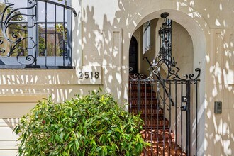 2518 Filbert St in San Francisco, CA - Building Photo - Building Photo