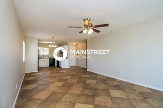 1142 E Silversmith Trail in San Tan Valley, AZ - Foto de edificio - Building Photo