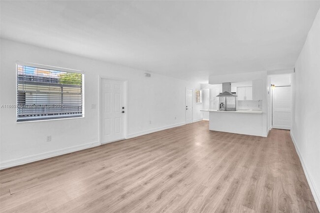 3265 Virginia St in Miami, FL - Building Photo - Building Photo