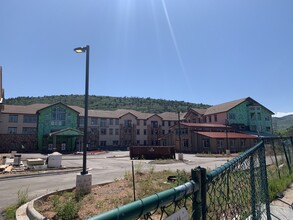 The Lodge at Ken Caryl Senior Living in Littleton, CO - Building Photo - Building Photo