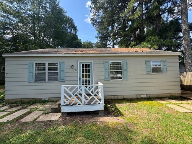 property at 1116 Mimosa Dr