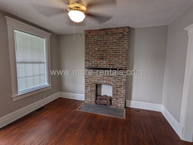 579 Gilbert St in Columbus, OH - Building Photo - Building Photo