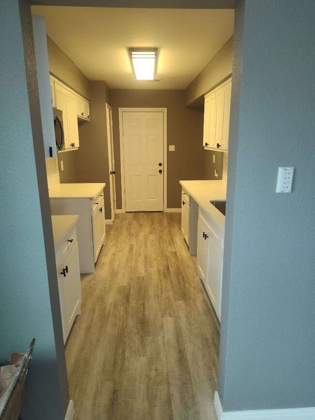 2687 Gessner Rd in Houston, TX - Building Photo - Building Photo