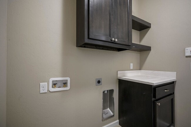 1120 Garrett Farm Rd