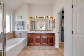 1633 Hidden Springs Path in Round Rock, TX - Building Photo - Building Photo