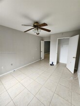 200 Scotia Dr in Hypoluxo, FL - Foto de edificio - Building Photo