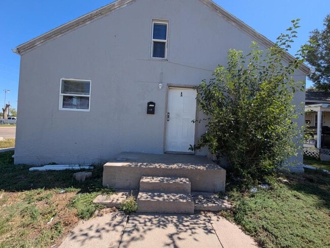 property at 430 N 2nd Ave