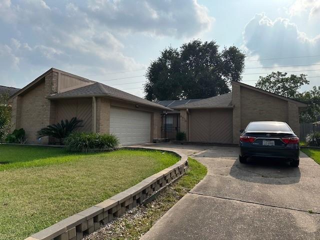 8010 Addicks Clodine Rd in Houston, TX - Building Photo