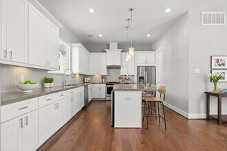 1214 Upton St in Houston, TX - Building Photo - Building Photo