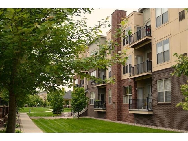 property at 3640 Wooddale Ave S