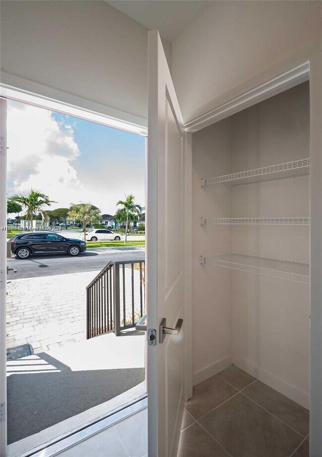 766 SW 12th St in Florida City, FL - Building Photo - Building Photo