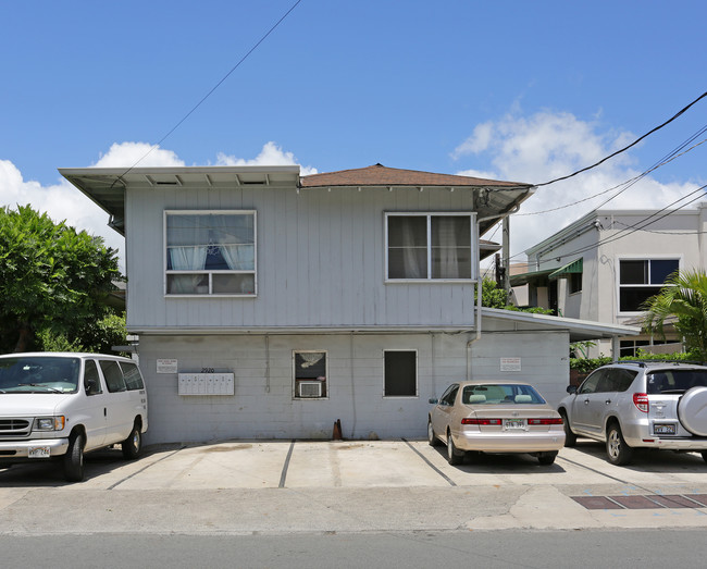 2920 Kaimuki Ave in Honolulu, HI - Building Photo - Building Photo