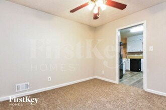 2916 Elizabeth Ln in Snellville, GA - Building Photo - Building Photo