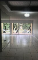210 NW 87th Ave in Miami, FL - Building Photo