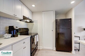 305 Dr. M.L.K. Jr St S, Unit 501 in St. Petersburg, FL - Foto de edificio - Building Photo